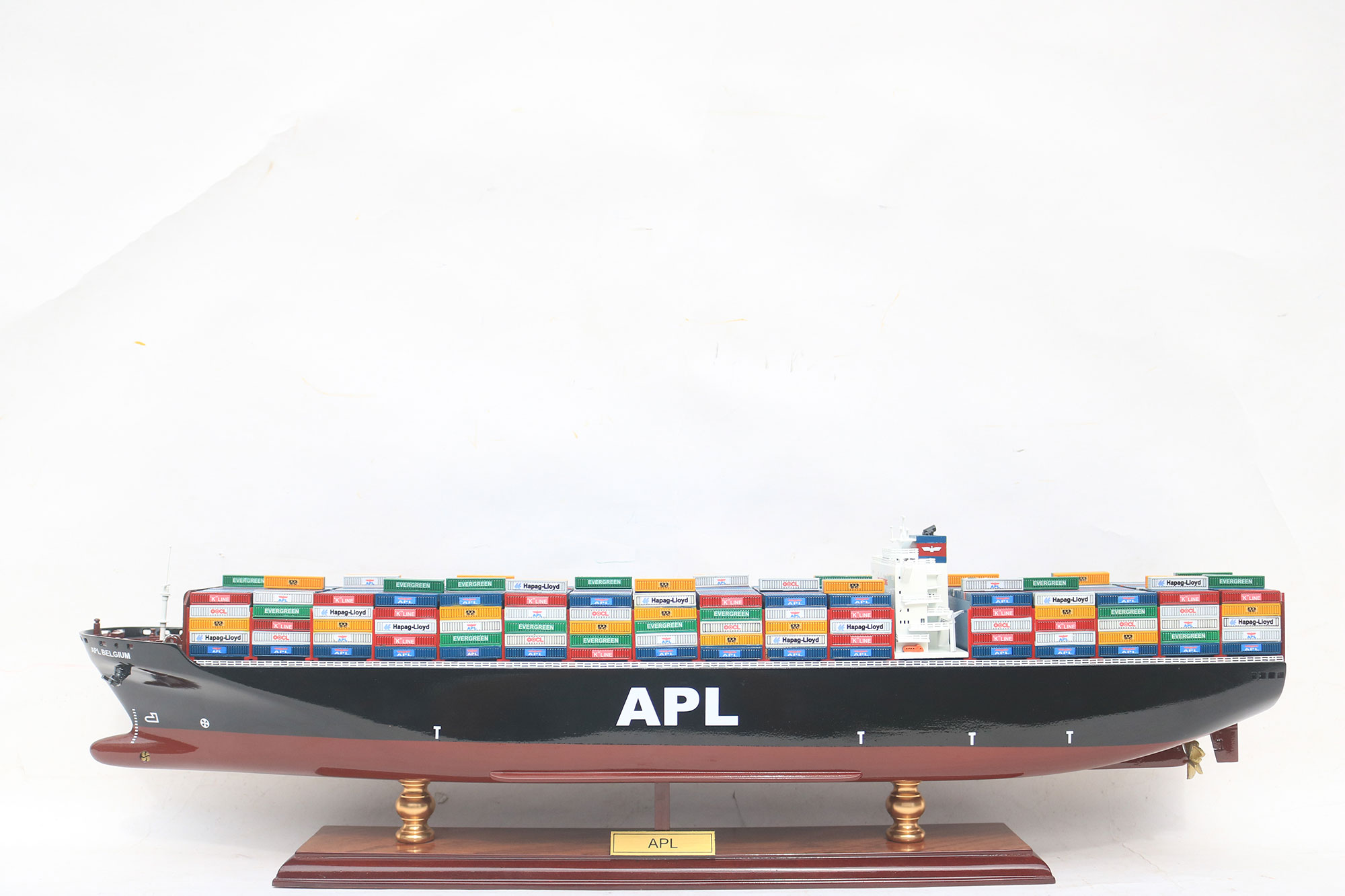 Apl Commercial Ship Model