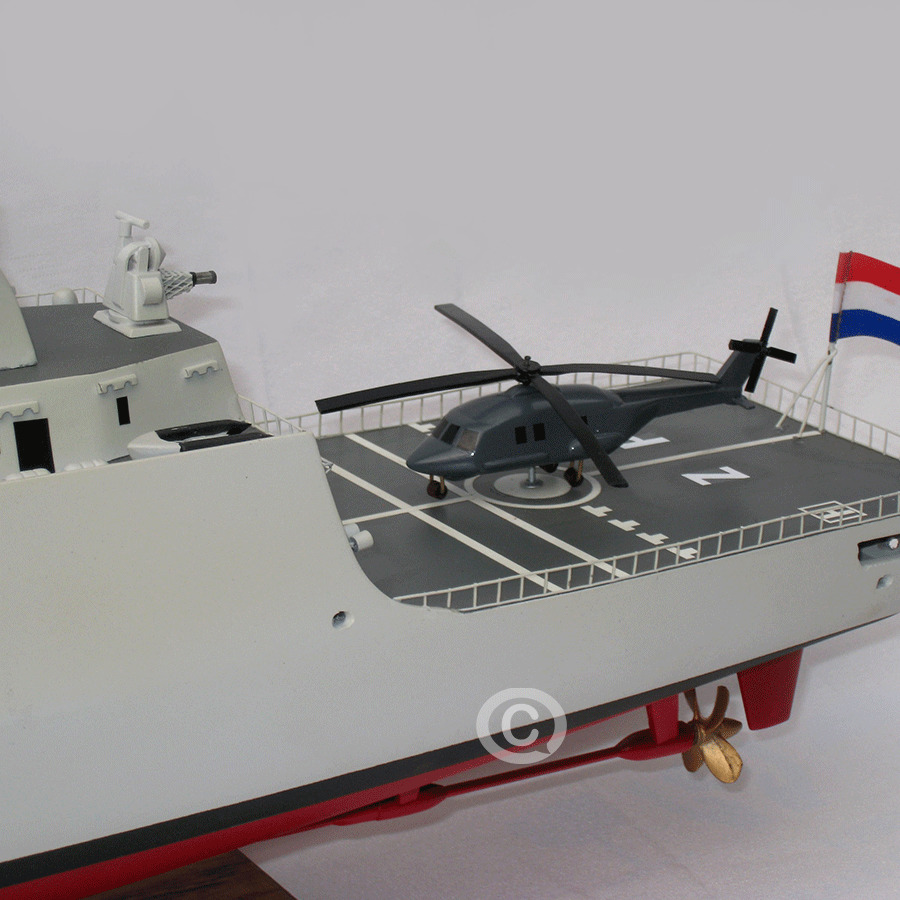 De Zeven Warship Model