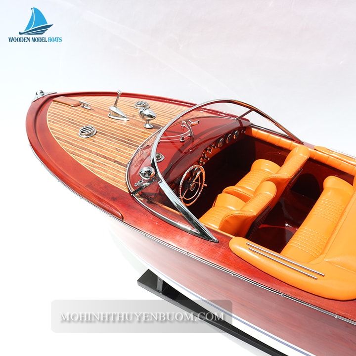 Classic Speed Boats Super Riva Aquarama (Orange)