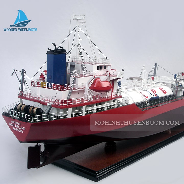 Commercial Ship Gas Sellan