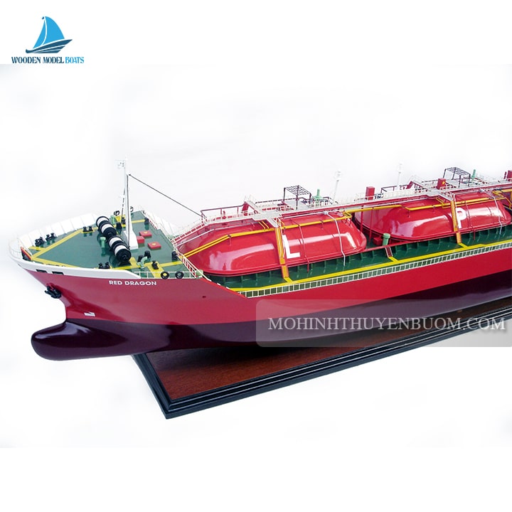 Commercial Ship Red Dragon