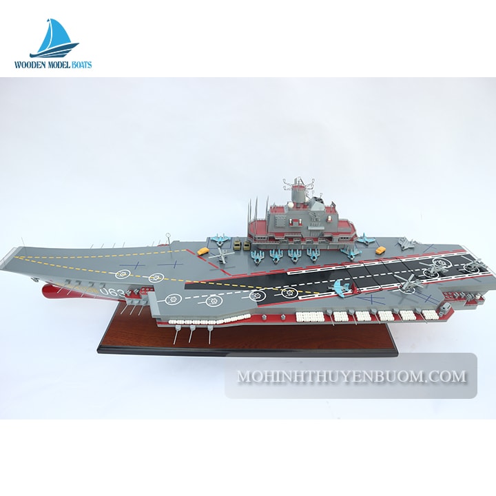Top 5 Beautiful and Luxurious Models of War ship
