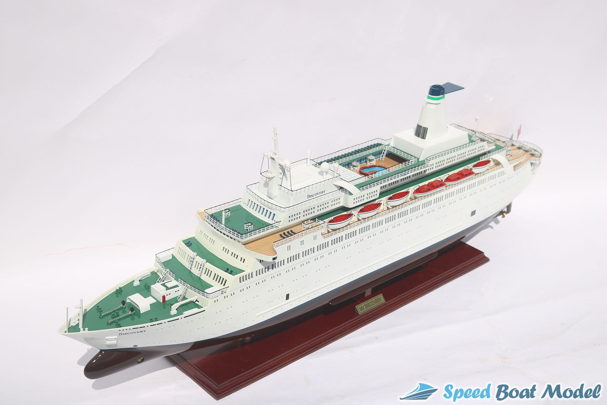 Mv Discovery Cruise Ship Model