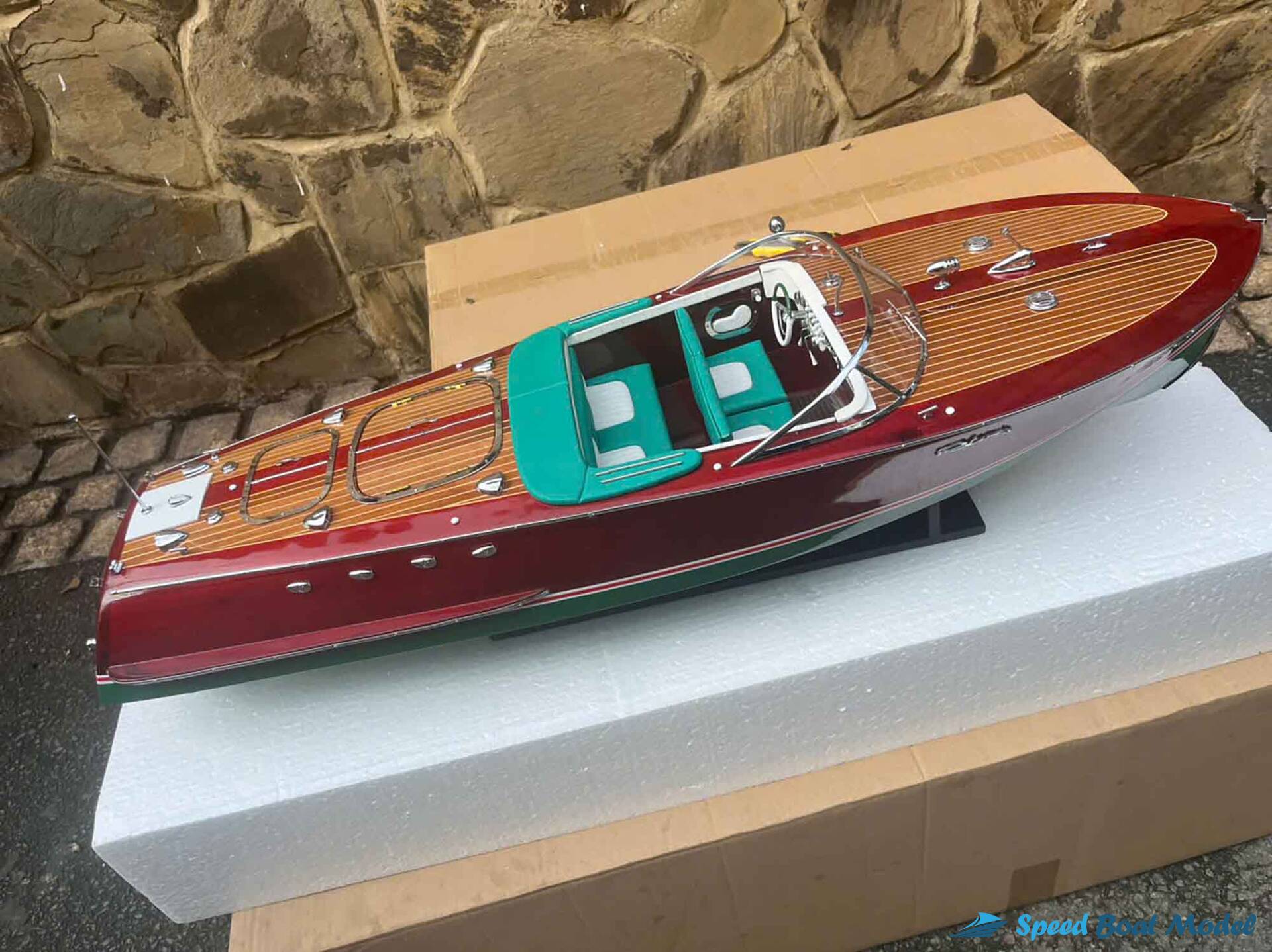 Green Super Riva Tritone Classic Speed Boat Model (3) Speed Boad Model